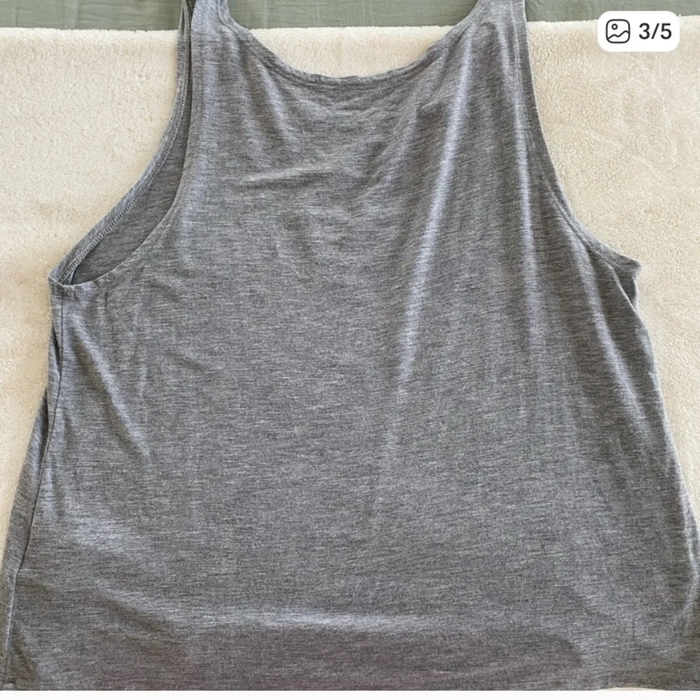 Tavi Noir Slash Tanks. Bundle of 2. - Picture 3 of 6